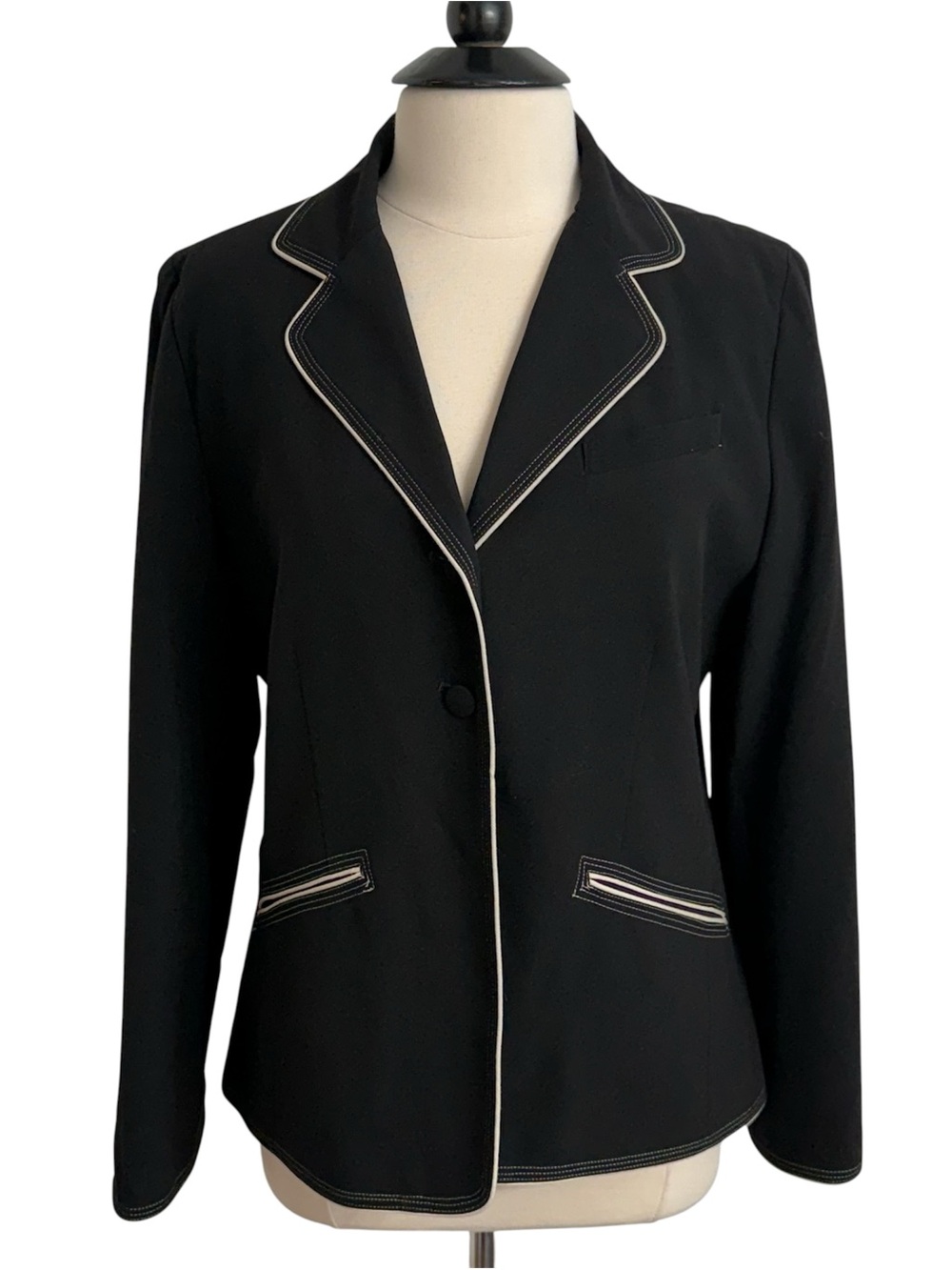 Larry Levine Women's Timeless Tailored Style Single Breasted Blazer, Black Sz 14